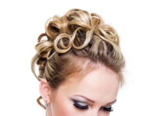 Pettinature sposa 444 0 Pettinature sposa